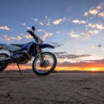 夕焼けとバイク